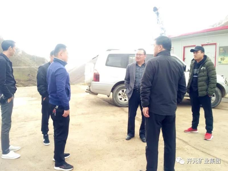 科學(xué)發(fā)展 統(tǒng)籌兼顧 穩(wěn)步生產(chǎn)│州、縣國土資源局領(lǐng)導(dǎo)赴興海銅鑫進(jìn)行年檢