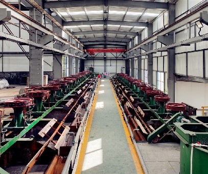 三班接力，晝夜不息｜王家河選礦廠里的堅守與傳承